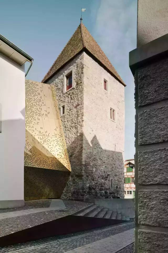 瑞士Janus博物館黃銅板沖孔網